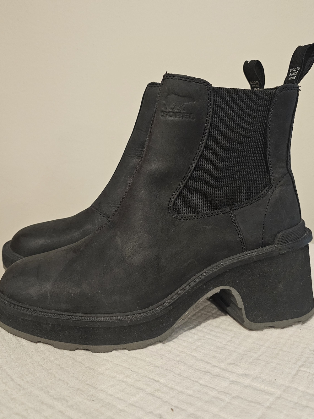 Sorel Black Hi-Line Chelsea Boots Waterproof Chunky Platform Heeled Boots